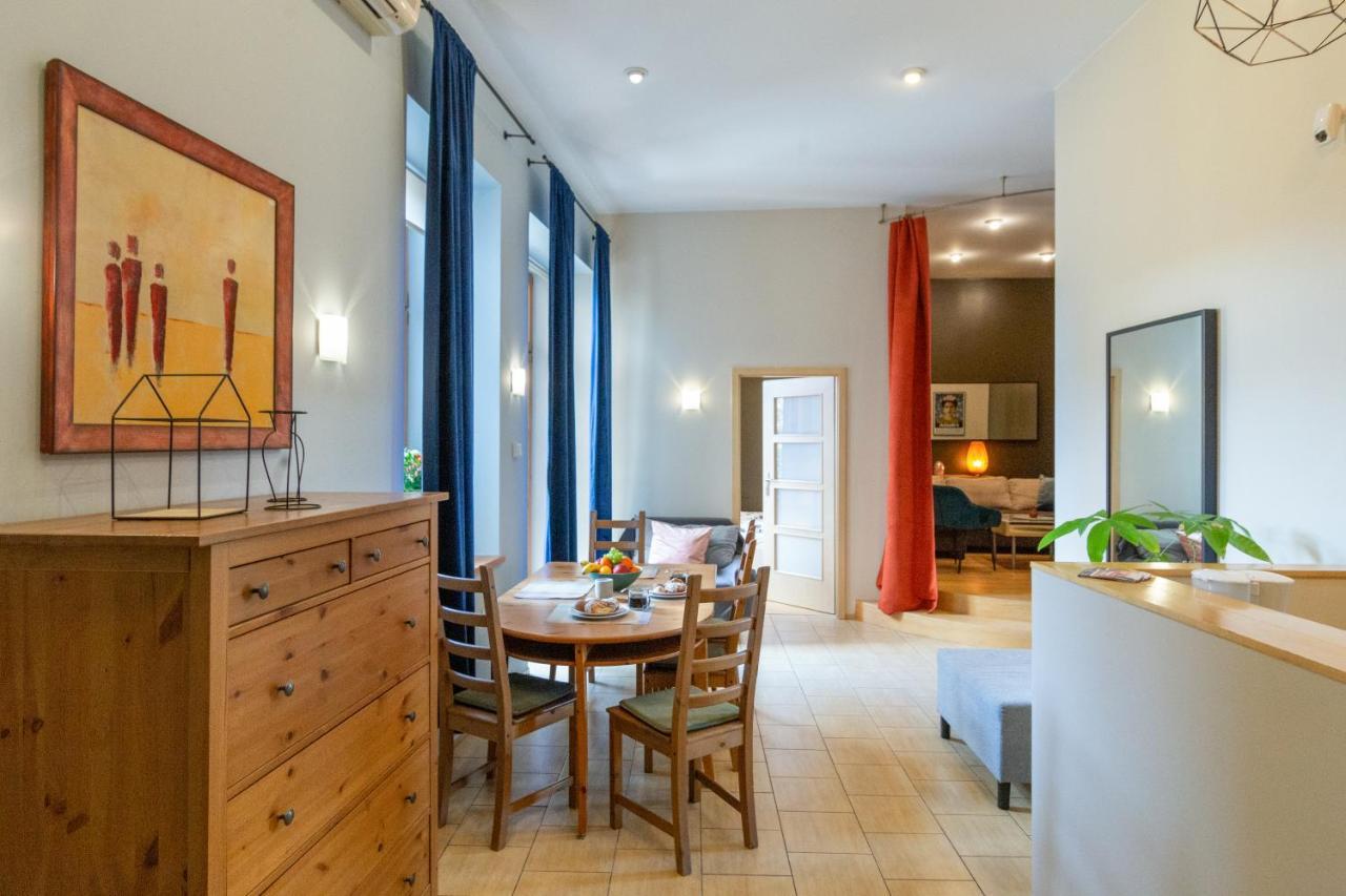 House Of Frida Apartment คราคูฟ ภายนอก รูปภาพ
